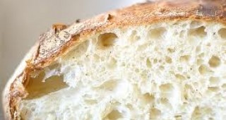 Евтин румънски хляб се доставя в търговската мрежа в Разград
