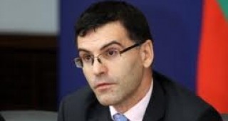 Лек спад в цените на основните хранителни стоки отчете финансовият министър Симеон Дянков