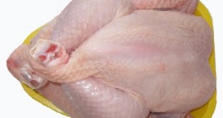 Без съществени изменения остават средните цени на пилешкото месо