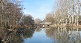 Община Симитли започна ремонт на моста над река Струма