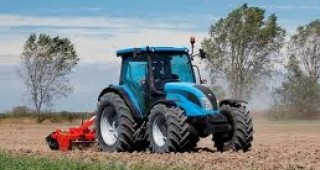 Съществен спад в броя на регистрираните земеделски машини в Италия