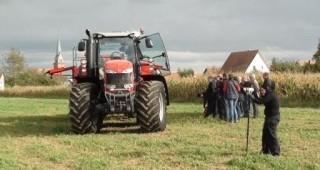 За първи път българските фермери ще могат да дадат своя глас за Трактор на годината