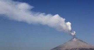 Международното летище в мексиканския град Пуебла е затворено заради вулканична активност