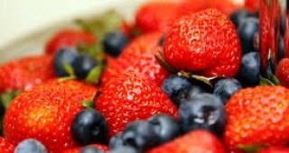 Всеки пети британец яде плодове по пет пъти дневно