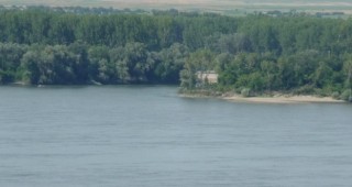 Нивото на река Дунав при Свищов през последното денонощие се е повишило с 13 см
