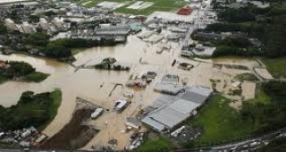 Заради наводненията в Япония 250 хиляди души ще бъдат евакуирани