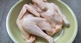 Иран забранява пилешкото месо по телевизията