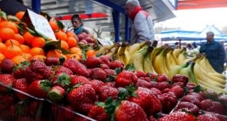 Румънското правителство планира намаляване на ДДС за основните земеделски и хранителни продукти