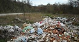 Ново нерегламентирано сметище за строителни отпадъци край Русе