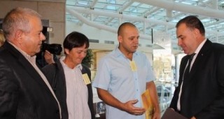 Тютюнопроизводителите благодариха на министър Найденов за защитата на ориенталските тютюни