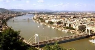 Мрежа от сензори предупреждава за промишлени замърсявания по река Дунав