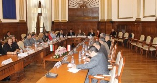 Иракската страна проявява интерес към вноса на български земеделски продукти, торове и техника