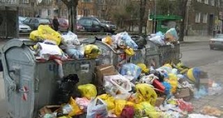 От 1 януари 2013 г. търговските обекти и административни сгради са длъжни да събират разделно отпадъците