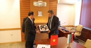 Заместник-министър д-р Цветан Димитров се срещна с посланика на Виетнам Н.Пр. Ле Дък Лиу