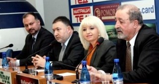Петя Ставрева: Призоваваме българските граждани да не участват в референдума, който се превръща във фарс
