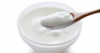 Киселото мляко е здравословен продукт, който задоволява глада