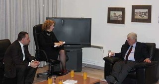 Министър Найденов и гръцкия му колега откриха гръцко-български бизнес форум в Солун