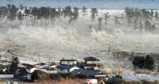 Япония отбелязва втората годишнина от унищожителното земетресение и цунами