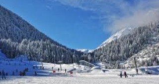 Обсъждат развитието на туризма и ски зоните в Банско и Добринище