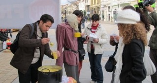 Акция срещу добива на шистов газ в Румъния се състоя в Русе