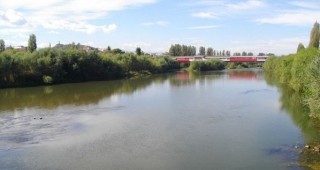 Нова подпорна стена ще пази северния бряг на река Марица в Пловдив от преливане