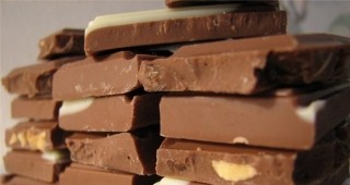 Ирландска фирма пусна на пазара лимитирана серия шоколад с плънка от лук и сирене