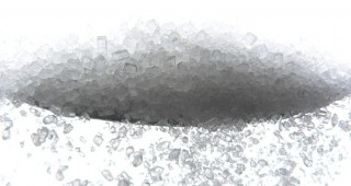 Фючърсите на захарта спаднаха до най-ниското си ниво от 2010 г.
