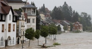 ЕК изрази готовност да помогне за справянето с щетите от наводненията в Австрия, Чехия и Германия