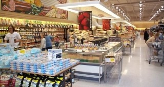 Комисията за защита на конкуренцията се самосезира срещу шест големи вериги супермаркети