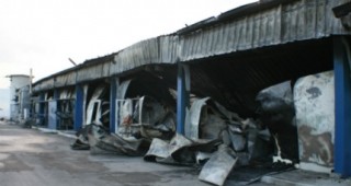 Пожар изпепели цех за птичи продукти в казанлъшкото село Кънчево