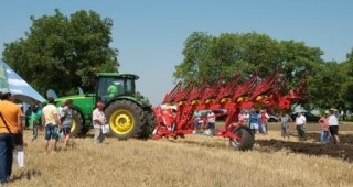 Машините с марка Pöttinger – атракция за земеделските производители от Добруджа