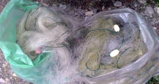 Иззети са 700 метра бракониерски мрежи от язовир Студен кладенец