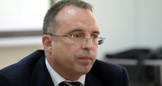 Изпълнителният директор на ДФЗ Румен Порожанов подаде оставка