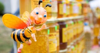 Договорът за реклама на мед и пчелни продукти по мярка А на пчеларската програма е подписан