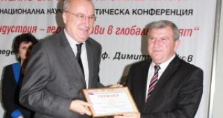 Министър Греков връчи почетни грамоти на представители на хранително-вкусовия бранш