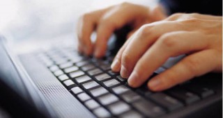 Съвети на специалистите как да се намали рискът от онлайн измами по празниците