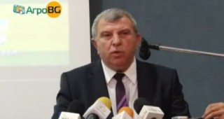 Министър Греков: Няма причина след Нова година хлябът да поскъпне