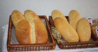 Хлебопроизводители искат плавно поскъпване на хляба