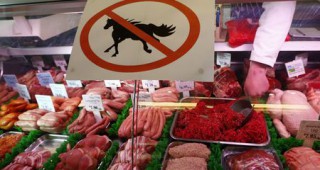 Френската полиция разследва незаконна търговия с конско месо