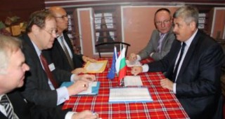 Зам.-министър Бюрхан Абазов обсъди възможностите за кредитиране на земеделските производители