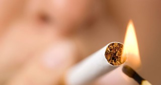 През изминалата година българите са изпушили 100 милиона броя по-малко цигари