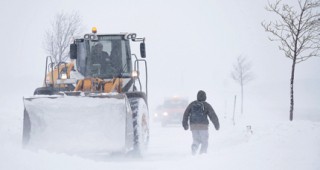 Всички пътища в Силистренско са затворени заради снежна буря