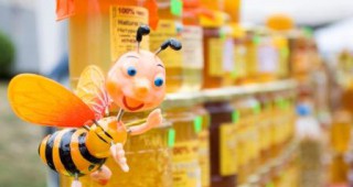 АПИ България – първото Международно специализирано пчеларско изложение
