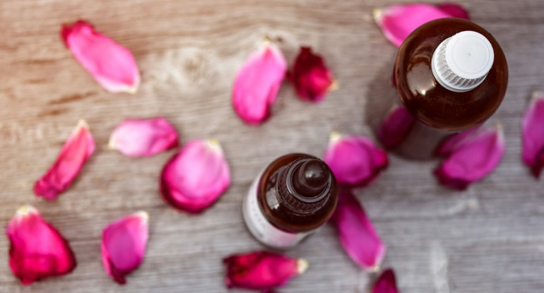 rose oil