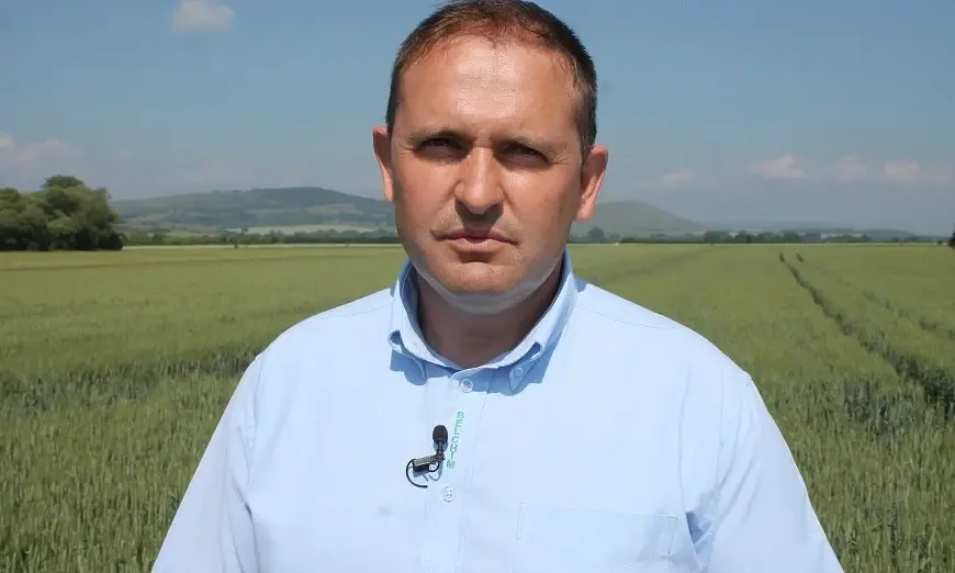 Даниел Божанов