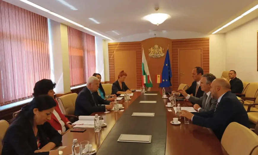 Алехандро Поланко Мата и Вътев