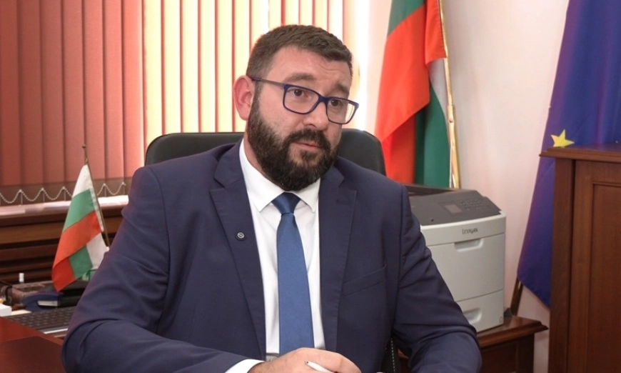 Стратегическият план на финалната права: нови приеми, прехвърляне на бюджети и кризисна помощ