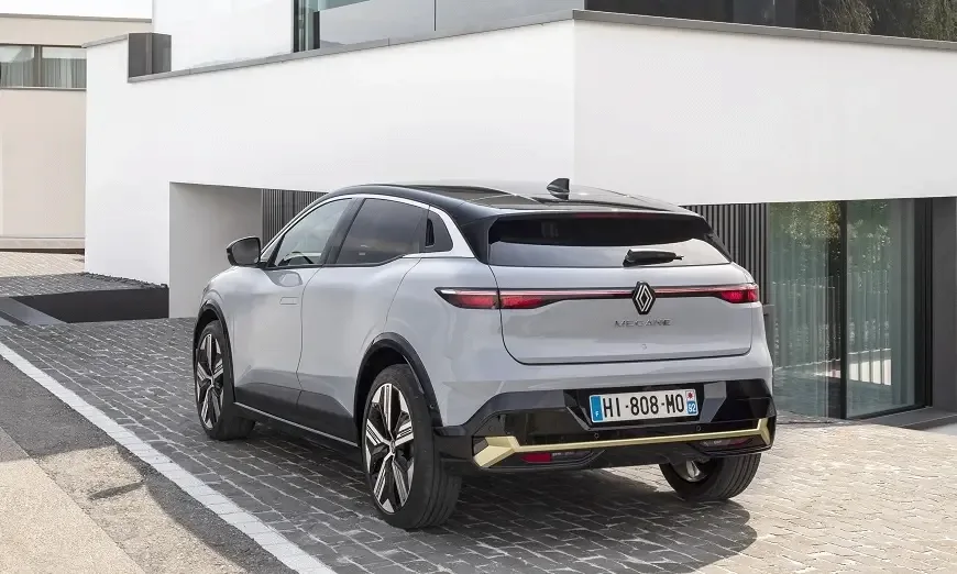 Renault Megane E-Tech Electric 2