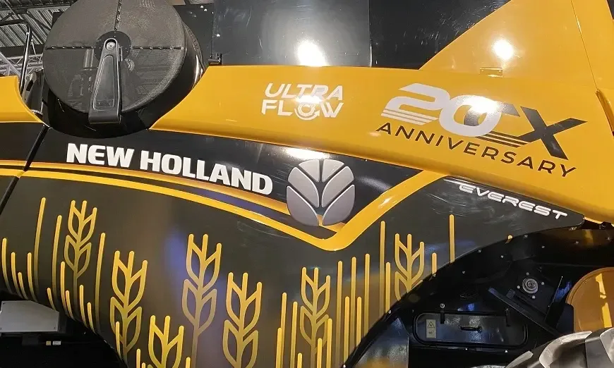 New Holland гама CX 01