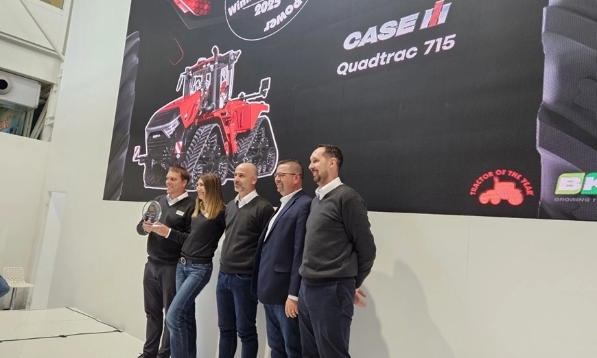 CASE IH Quadtrac 715 AFS Connect
